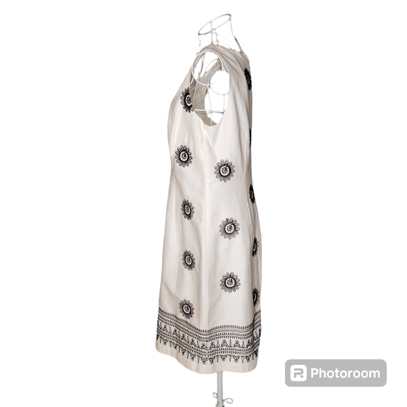 Talbots Embroidered Sleeveless Sheath Dress Size 8 Petite - Picture 3 of 9